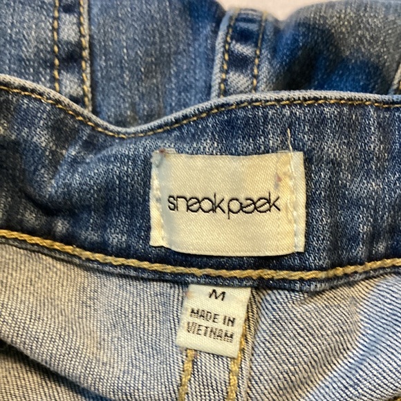 Sneak peek bib overalls size M - Picture 8 of 8